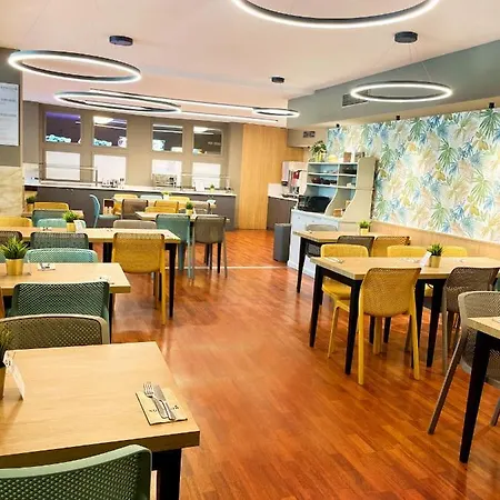 فندق Sunclub 4*