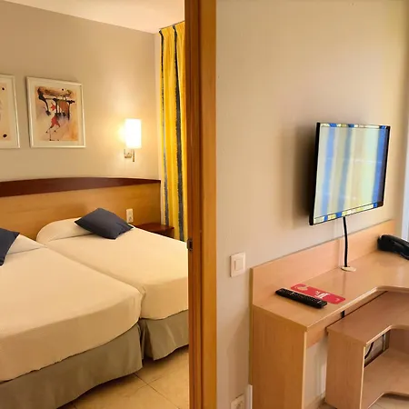 Sunclub Hotell 4*