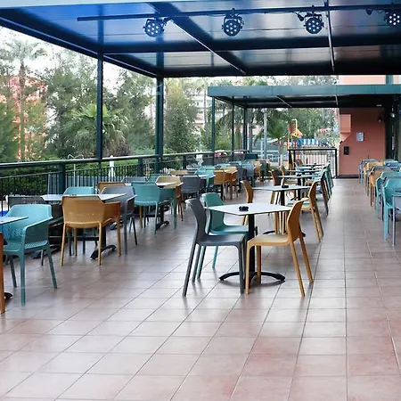 فندق Sunclub 4*